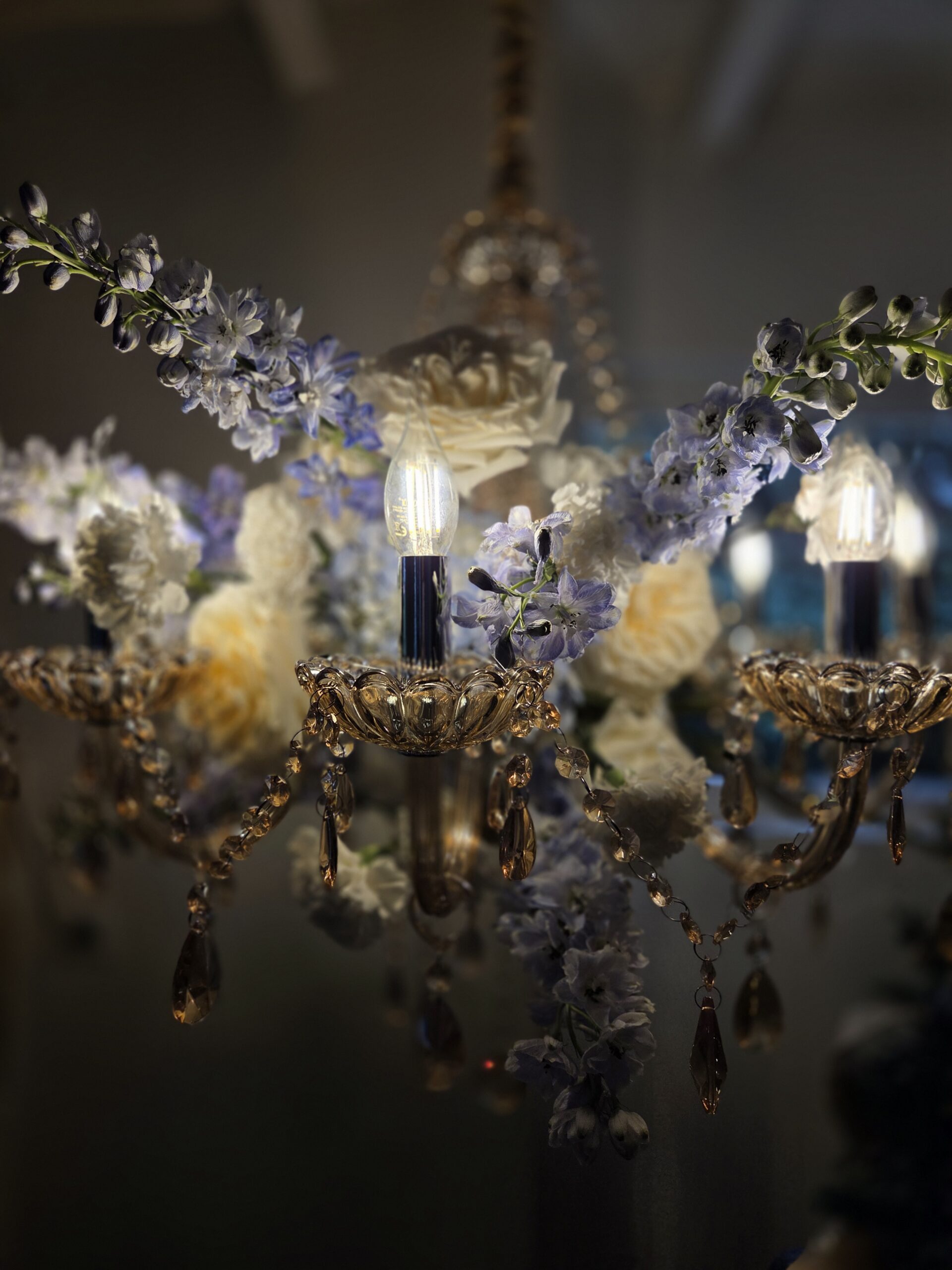 lustre, cristal, pampilles, château, vintage, décoration, mariage, location, Decorevents, Gironde, Bordeaux, Aquitaine