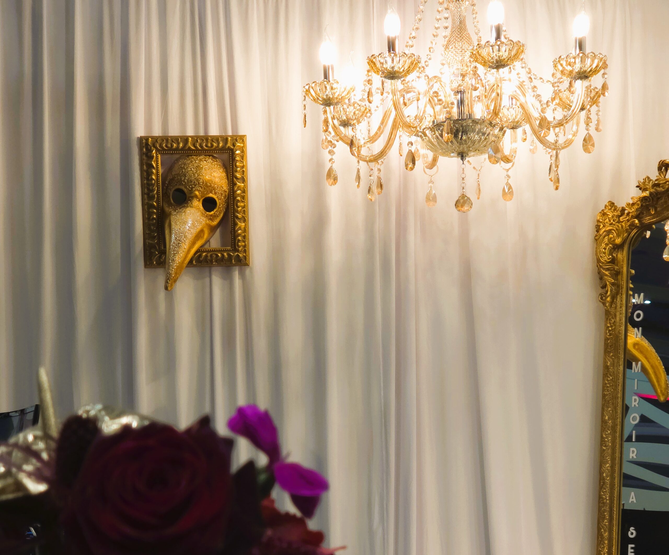 lustre, cristal, pampilles, château, vintage, décoration, mariage, location, Decorevents, Gironde, Bordeaux, Aquitaine