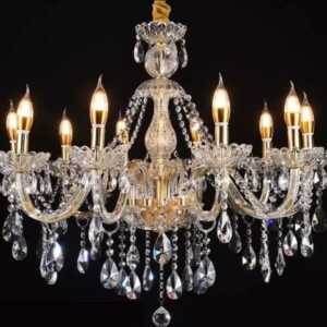 lustre, cristal, pampilles, château, vintage, décoration, mariage, location, Decorevents, Gironde, Bordeaux, Aquitaine