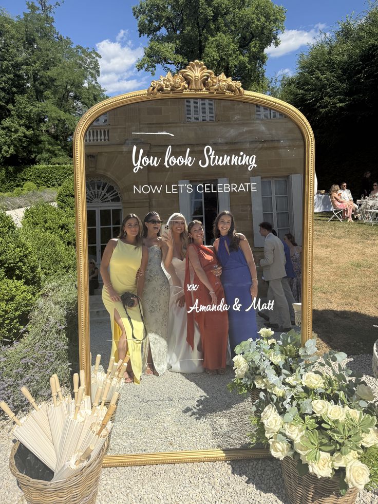 miroir, ancien, dorure, moulure, rétro, vintage, château, selfie, décoration, mariage, location, panneau, bienvenue, Decorevents, Gironde, Bordeaux, Aquitaine